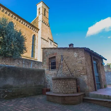 Benozzo Apartment *